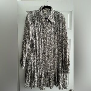 H&M Black and White Patterned Shirt Dress